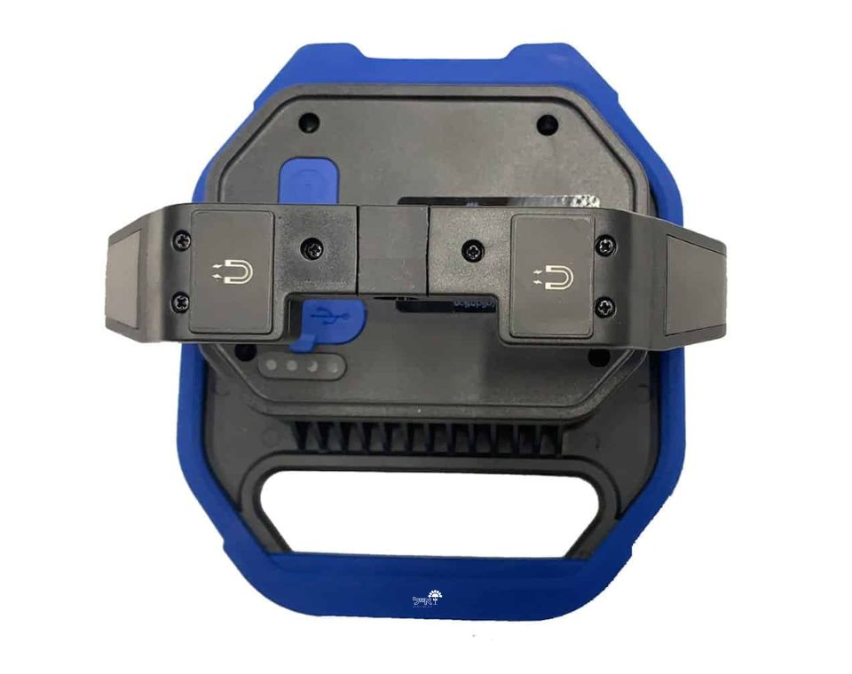 פנס עבודה LED נייד עם מגנט חזק | DS 250