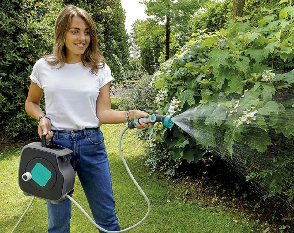 גלגלת השקיה | צבע אקווה | צינור 11.5 מטר | כולל אקדח וחיבורים