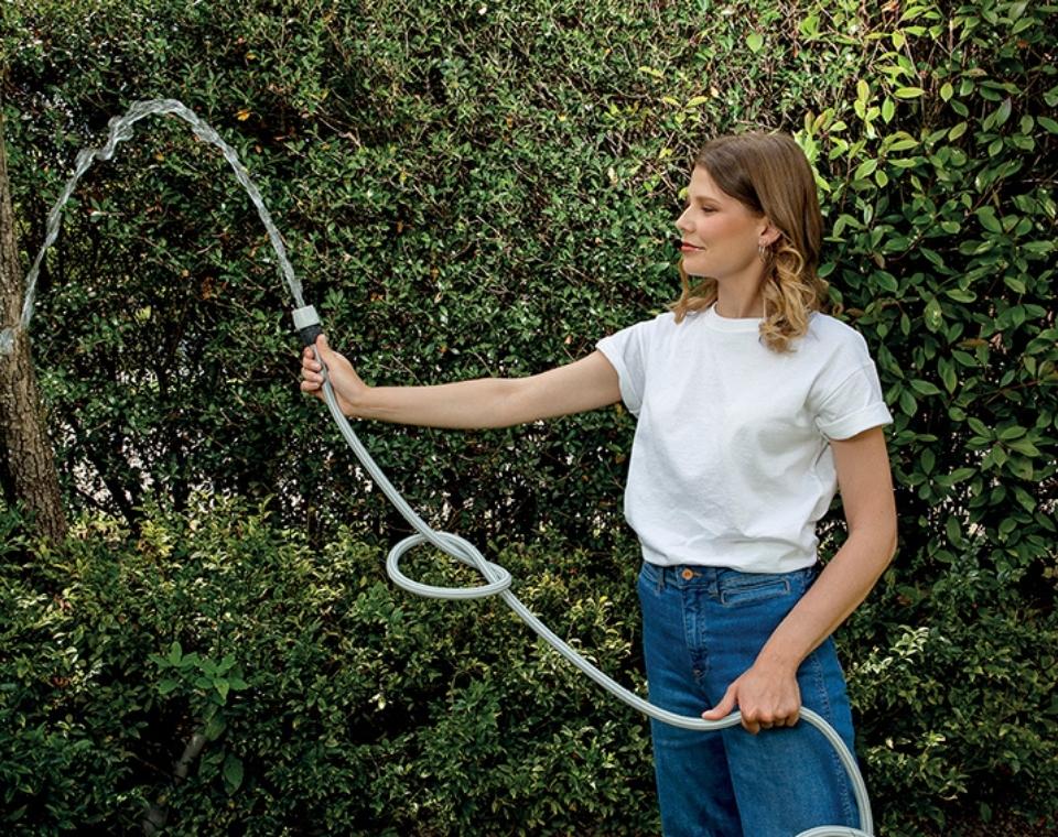 צינור גינה איכותי לא יוצר קשרים | 25 מטר