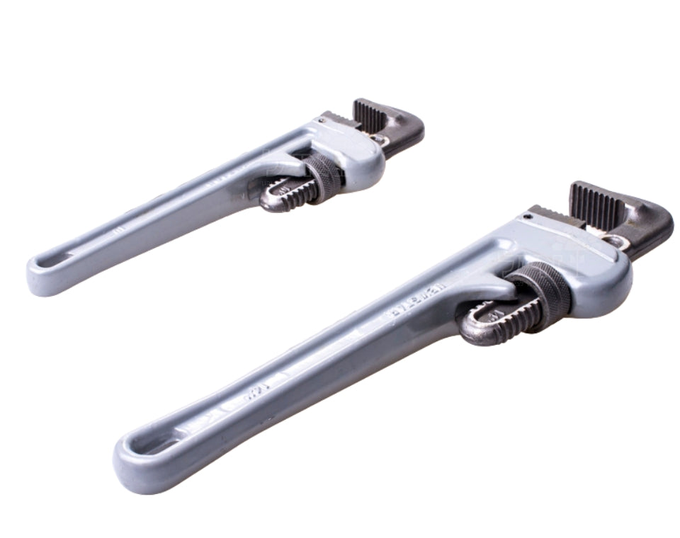 מפתח צינורות ישר | "18